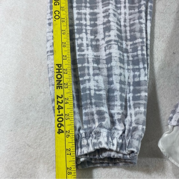Simply Vera VeraWang Pajamas Pant Set Pjs Small Gray  & White Woman’s Pa… - Picture 5 of 16